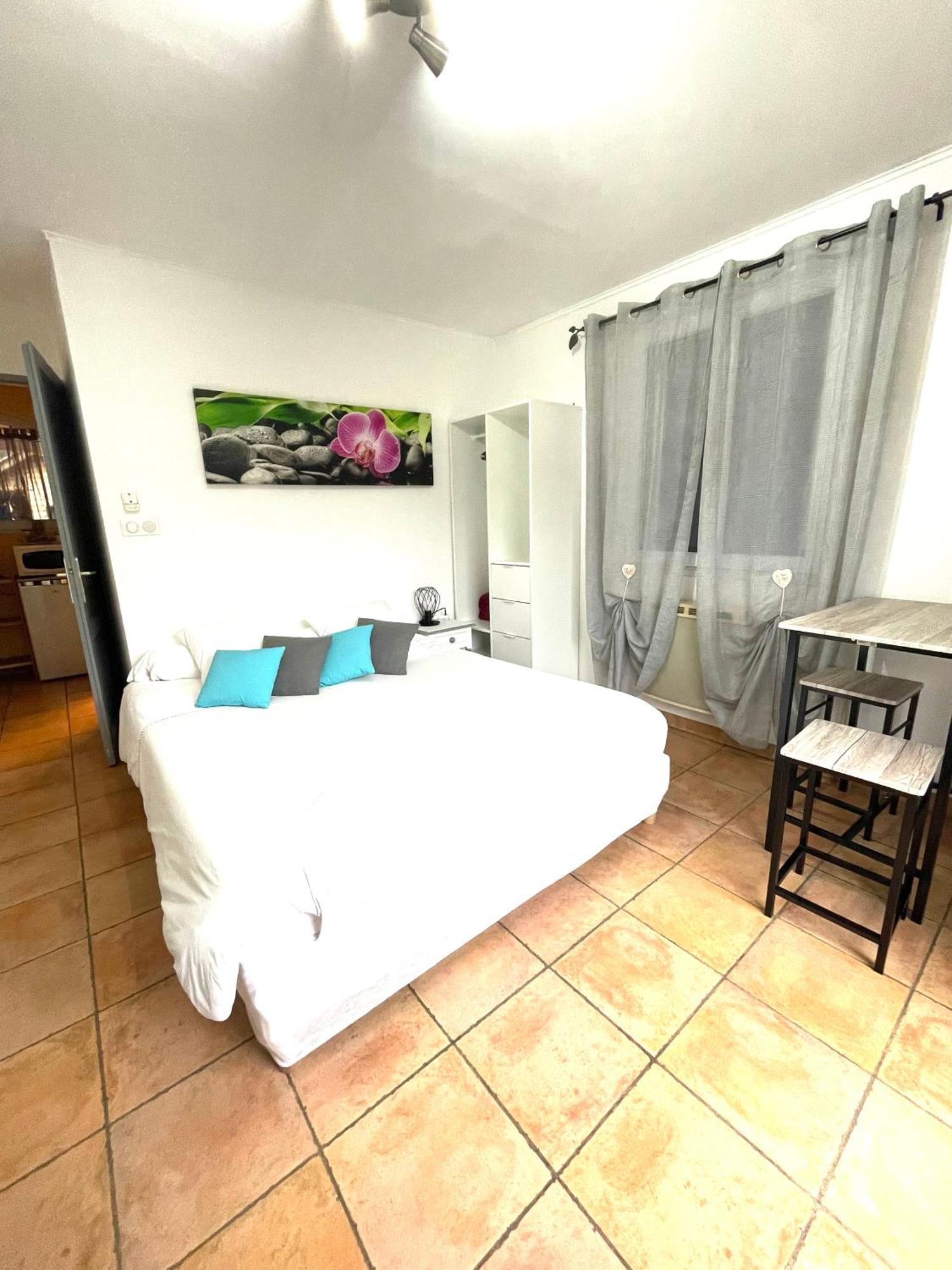 L'Etape Provencale Bed and Breakfast Cabriès Εξωτερικό φωτογραφία