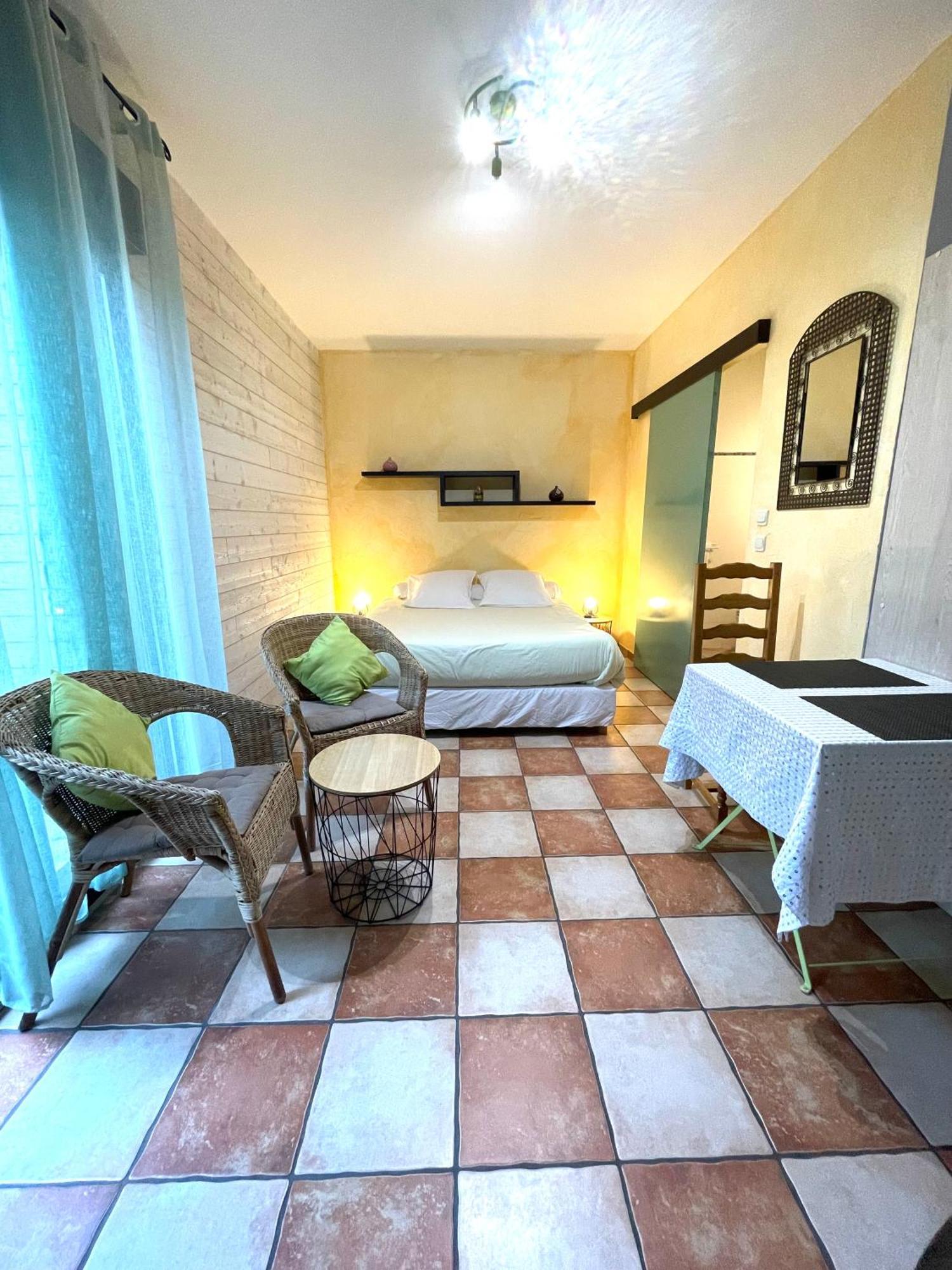 L'Etape Provencale Bed and Breakfast Cabriès Εξωτερικό φωτογραφία