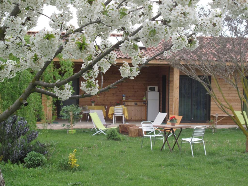 L'Etape Provencale Bed and Breakfast Cabriès Εξωτερικό φωτογραφία